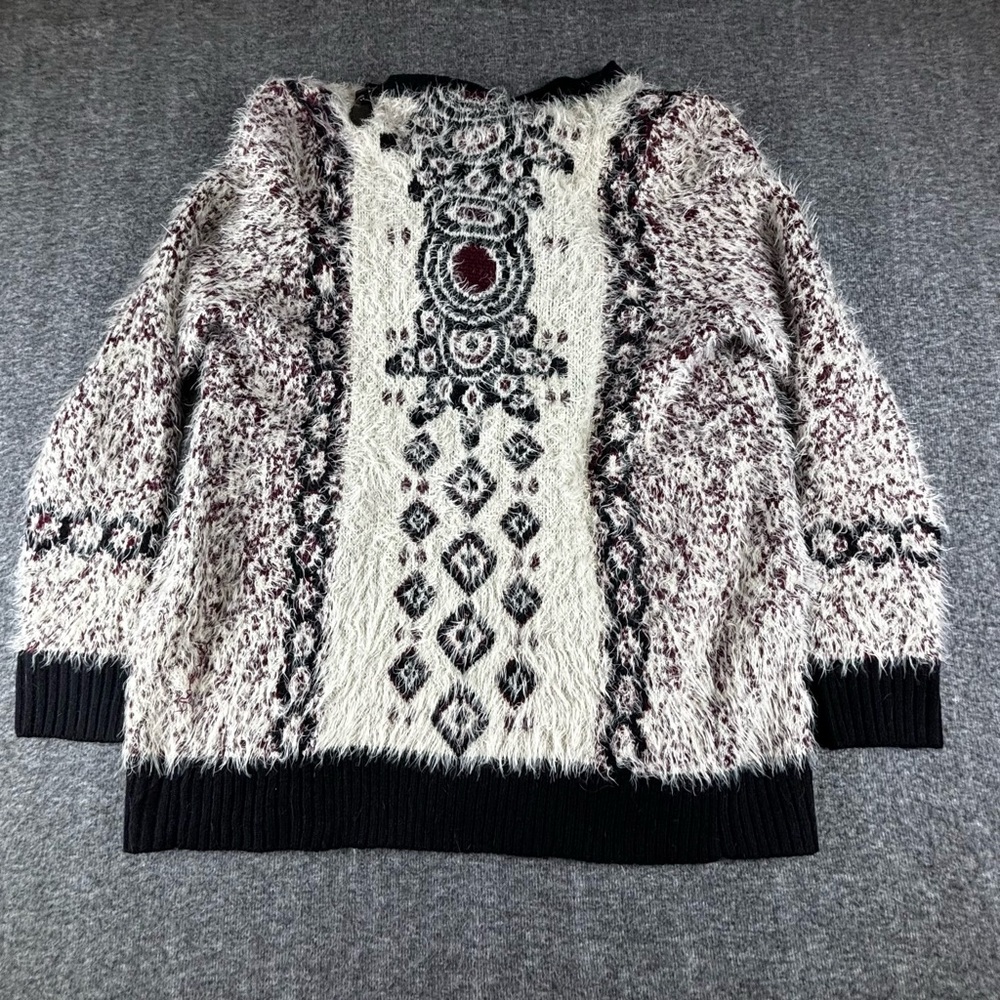 BCBGMaxAzria Black and Cream Patterned Cardigan - Picture 3 of 6